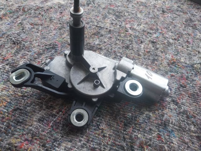 bontott VW TOURAN Hátsó Ablaktörlő Motor