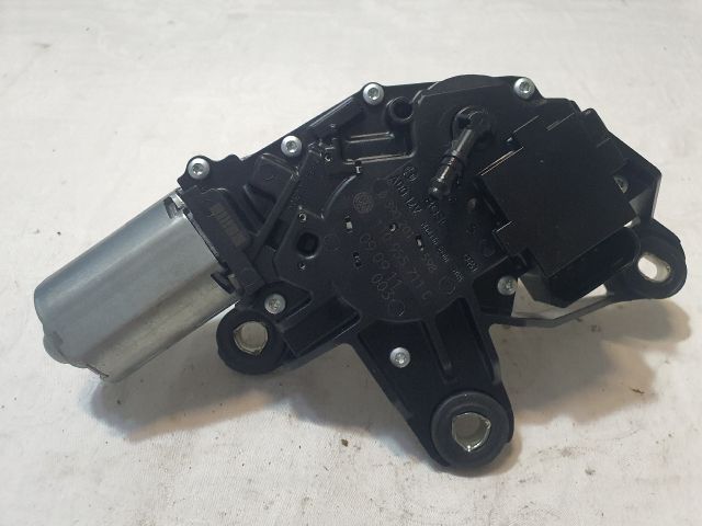 bontott VW TOURAN Hátsó Ablaktörlő Motor