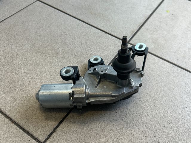 bontott VW TOURAN Hátsó Ablaktörlő Motor