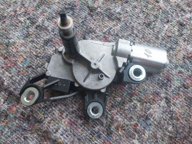 bontott VW TOURAN Hátsó Ablaktörlő Motor