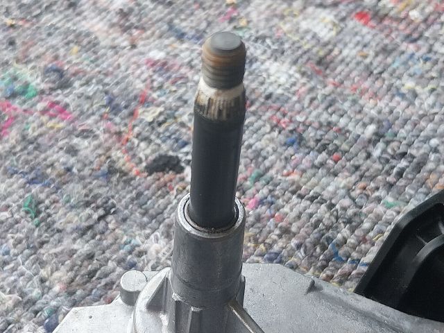 bontott VW TOURAN Hátsó Ablaktörlő Motor