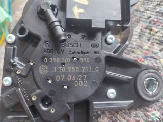 bontott VW TOURAN Hátsó Ablaktörlő Motor
