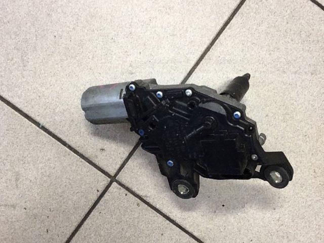 bontott VW TOURAN Hátsó Ablaktörlő Motor