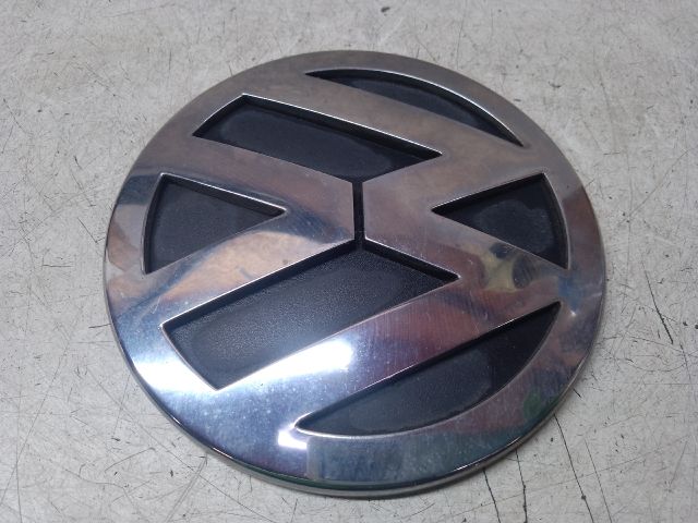 bontott VW TOURAN Hátsó Embléma