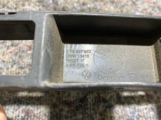 bontott VW TOURAN Hátsó középső Lökhárító Tartó (Műanyag)