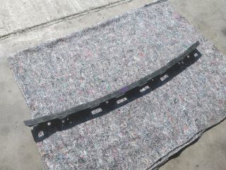 bontott VW TOURAN Hátsó középső Lökhárító Tartó (Műanyag)