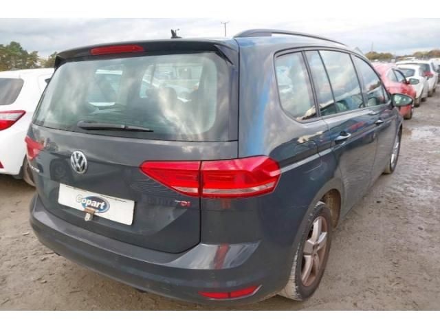 bontott VW TOURAN Hátsó középső Lökhárító Tartó (Műanyag)