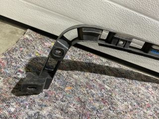 bontott VW TOURAN Hátsó középső Lökhárító Tartó (Műanyag)