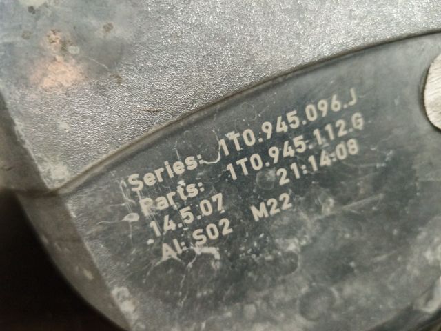 bontott VW TOURAN Hátsó Lámpa Szett