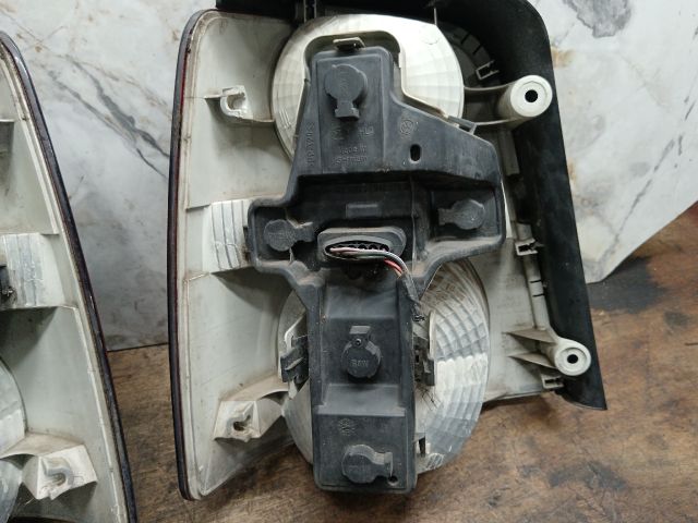 bontott VW TOURAN Hátsó Lámpa Szett