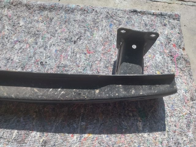 bontott VW TOURAN Hátsó Lökhárító Merevítő (Fém)