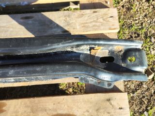 bontott VW TOURAN Hátsó Lökhárító Merevítő (Fém)