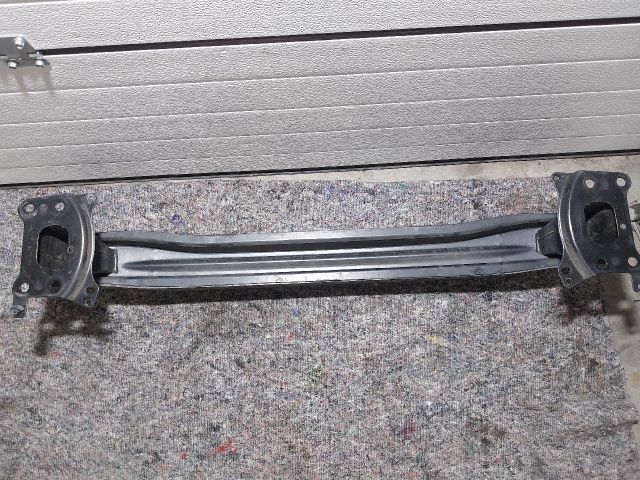 bontott VW TOURAN Hátsó Lökhárító Merevítő (Fém)