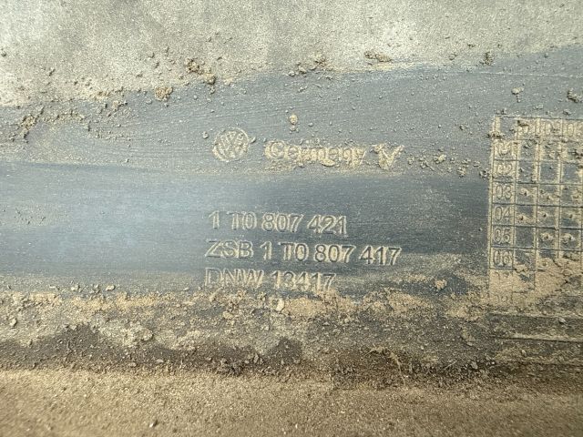 bontott VW TOURAN Hátsó Lökhárító (Részeivel)