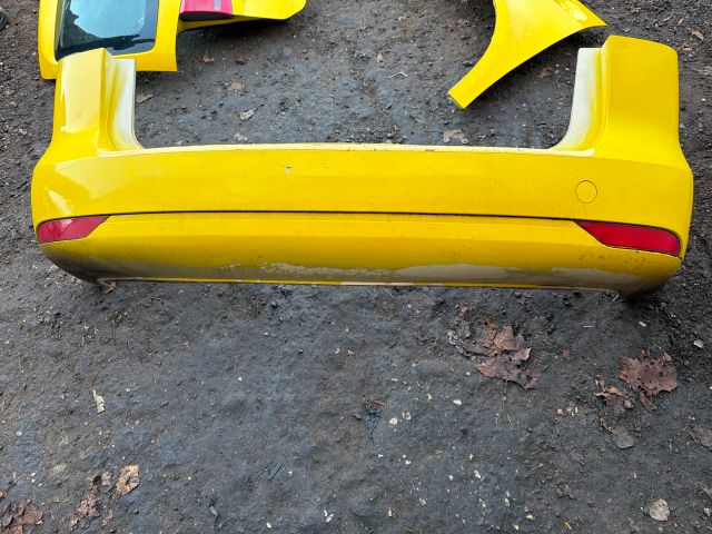 bontott VW TOURAN Hátsó Lökhárító (Részeivel)