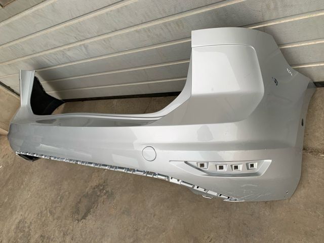 bontott VW TOURAN Hátsó Lökhárító (Üresen)