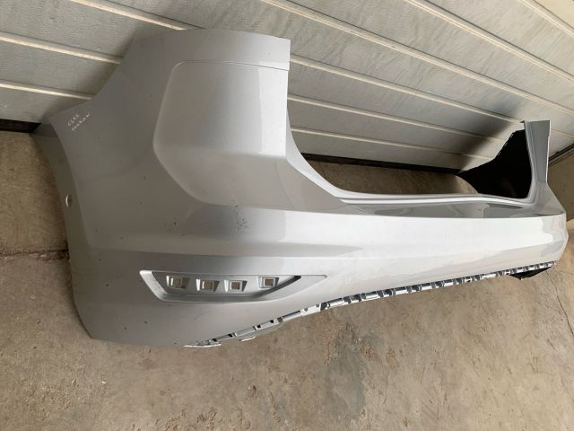 bontott VW TOURAN Hátsó Lökhárító (Üresen)