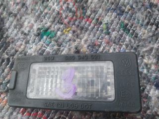 bontott VW TOURAN Hátsó Rendszámtábla Világítás