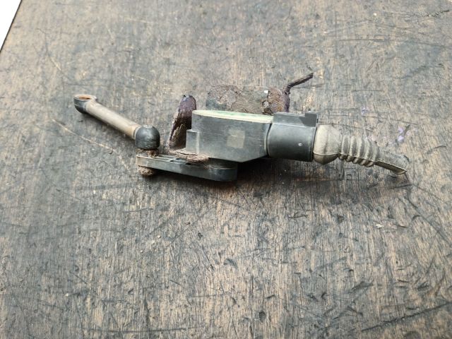 bontott VW TOURAN Hátsó Xenon Szintszabályzó Jeladó