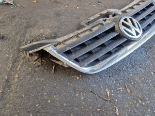 bontott VW TOURAN Hűtőrács