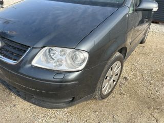 bontott VW TOURAN Hűtőrács