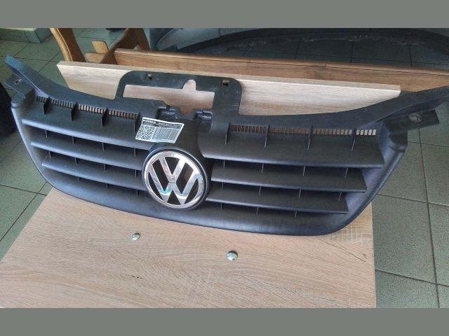 bontott VW TOURAN Hűtőrács