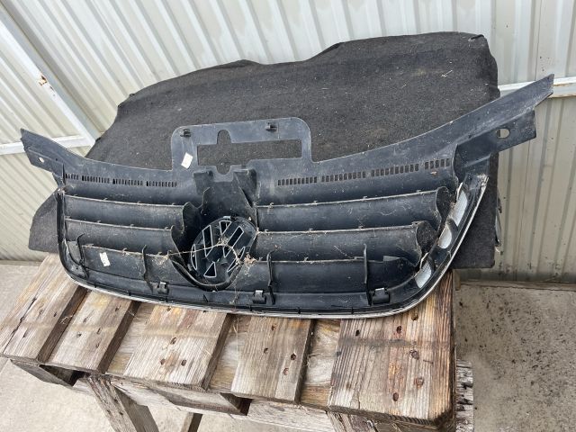 bontott VW TOURAN Hűtőrács