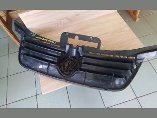 bontott VW TOURAN Hűtőrács