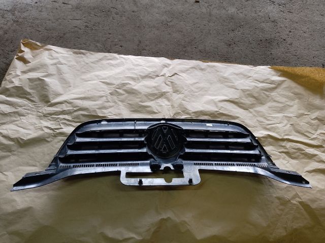 bontott VW TOURAN Hűtőrács