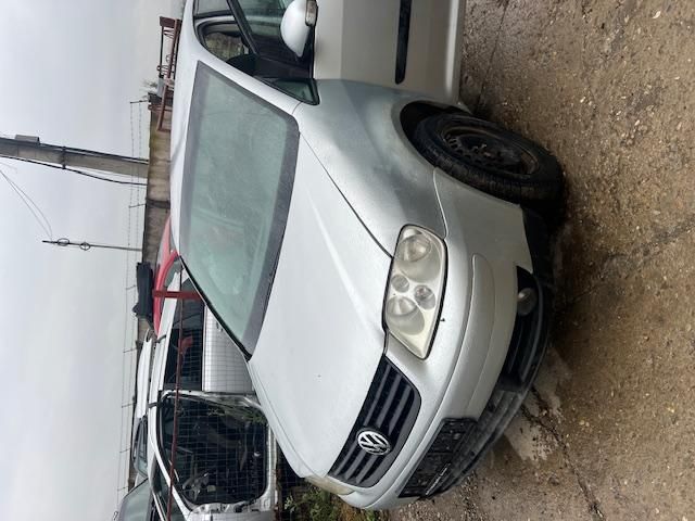 bontott VW TOURAN Hűtőrács