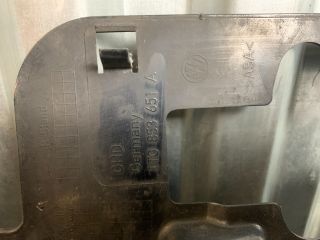 bontott VW TOURAN Hűtőrács