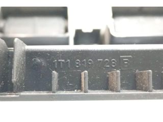 bontott VW TOURAN Hűtőrács