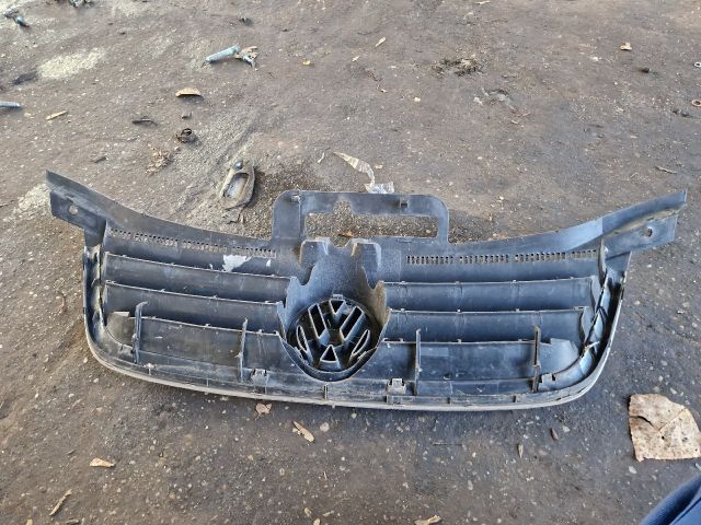 bontott VW TOURAN Hűtőrács