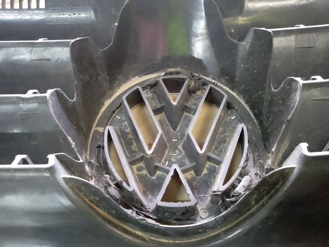 bontott VW TOURAN Hűtőrács