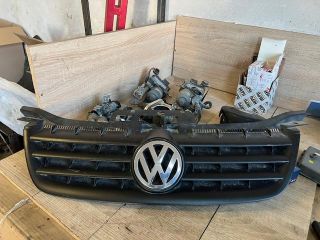 bontott VW TOURAN Hűtőrács