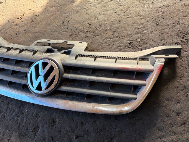 bontott VW TOURAN Hűtőrács