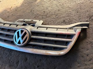 bontott VW TOURAN Hűtőrács