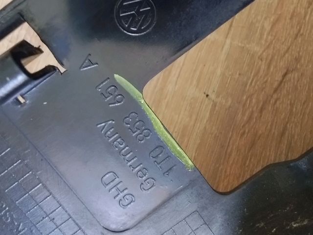 bontott VW TOURAN Hűtőrács