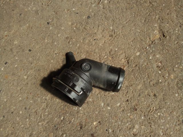 bontott VW TOURAN Hűtővíz Elosztó Cső