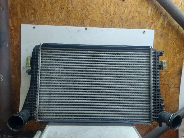 bontott VW TOURAN Intercooler