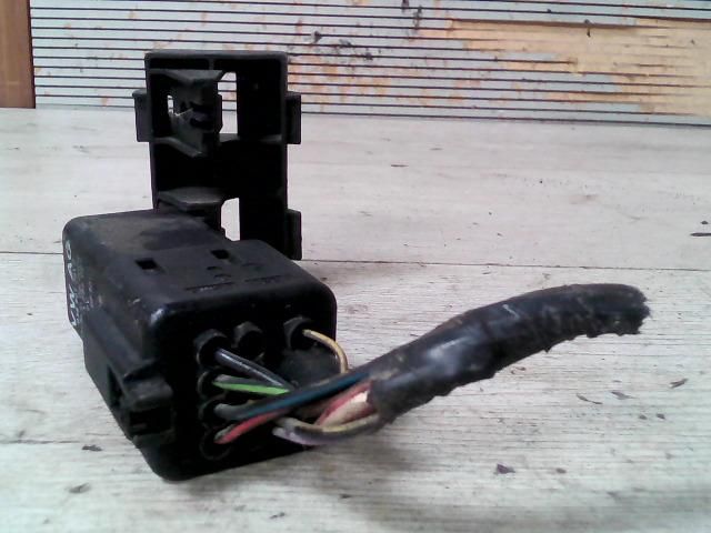 bontott VW TOURAN Izzító Relé