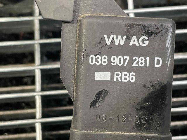 bontott VW TOURAN Izzító Relé