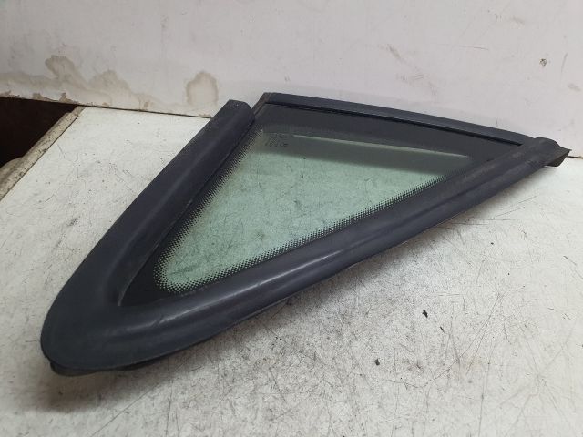 bontott VW TOURAN Jobb A Oszlop Hangszóró Burkolat