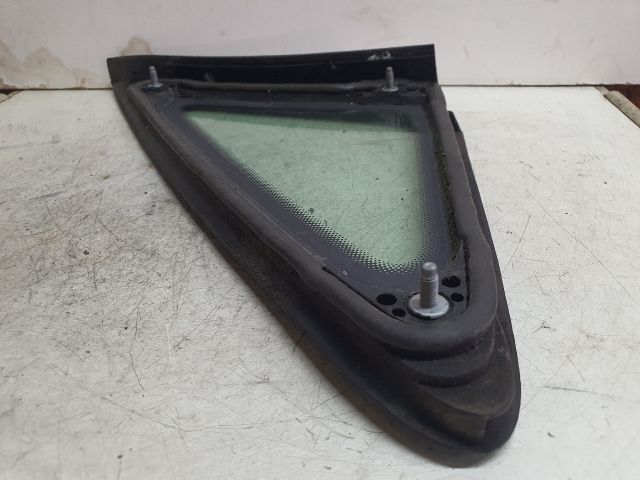 bontott VW TOURAN Jobb A Oszlop Hangszóró Burkolat