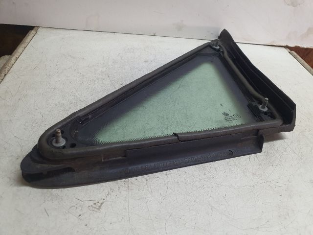 bontott VW TOURAN Jobb A Oszlop Oldalablak Üveg