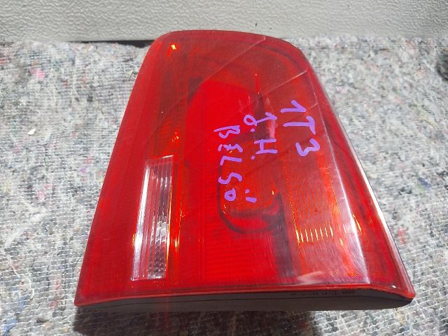 bontott VW TOURAN Jobb Belső Hátsó Lámpa