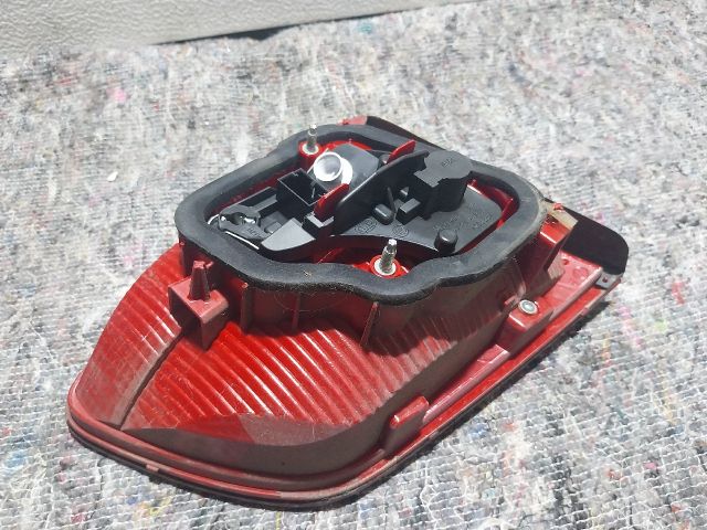 bontott VW TOURAN Jobb Belső Hátsó Lámpa