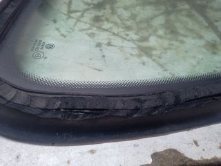 bontott VW TOURAN Jobb C Oszlop Oldalablak Üveg