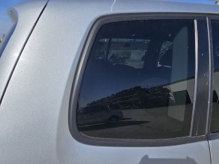 bontott VW TOURAN Jobb C Oszlop Oldalablak Üveg