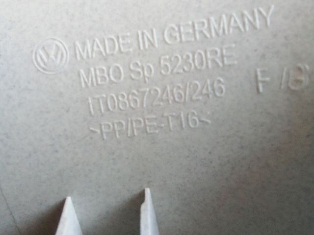 bontott VW TOURAN Jobb D Oszlop Burkolat